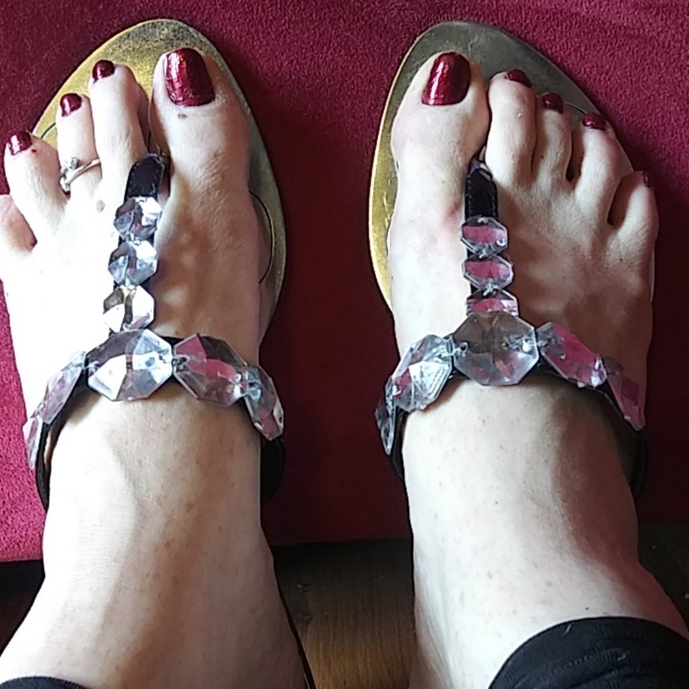 Rhinestone & patent leather flip flops sandals